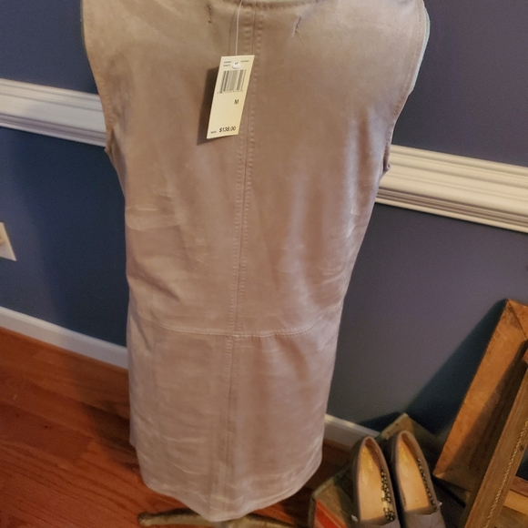 NWT sleeveless dress - Picture 3 of 7